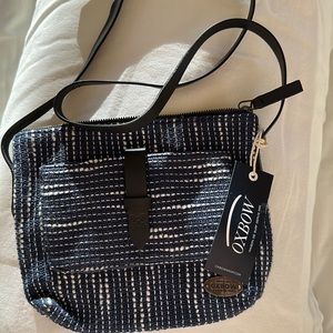 Crossbody surfer girl style